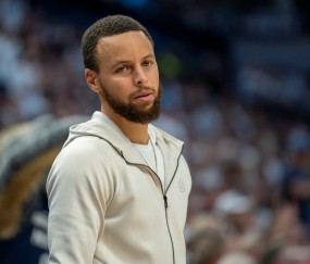 库里：我坦然接受生涯终点比起点更近的事实 会珍惜球场上每一刻